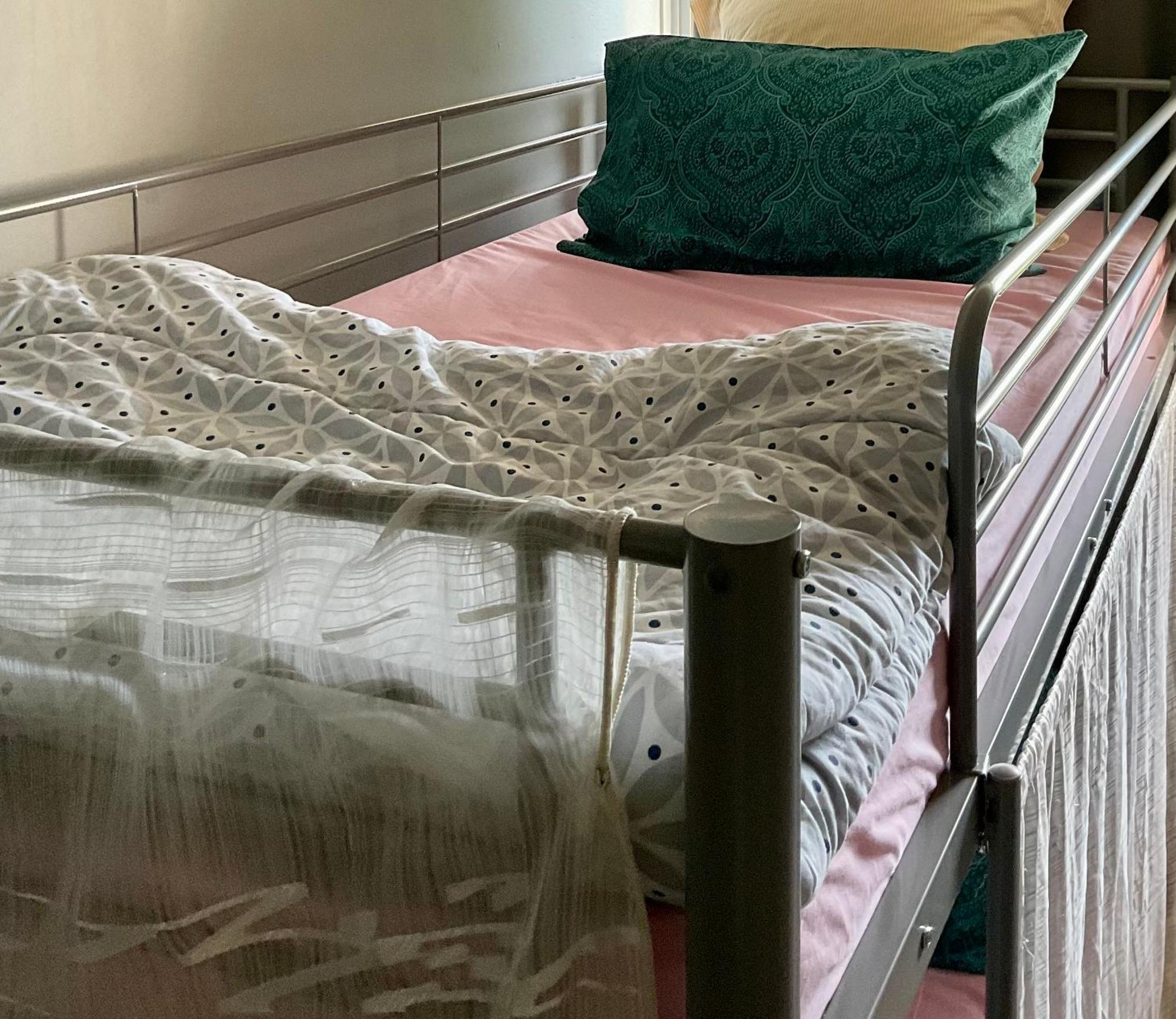 Female-Dortoir Femme -Dorm Shared Room Paris 博比尼 外观 照片